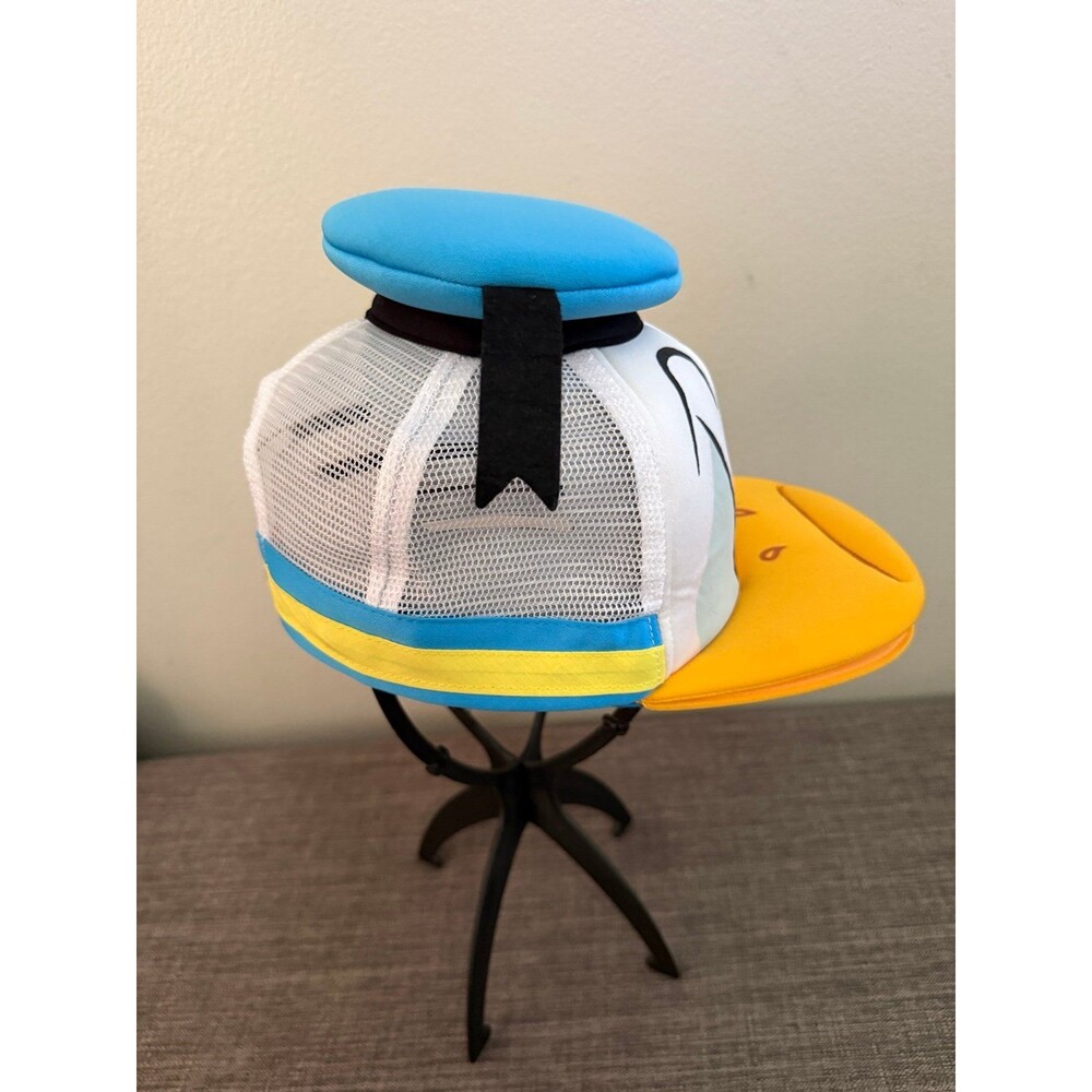 Donald Duck Disney Parks Angry Face Snapback Trucker Hat *One size Fits Most* - Picture 7 of 7